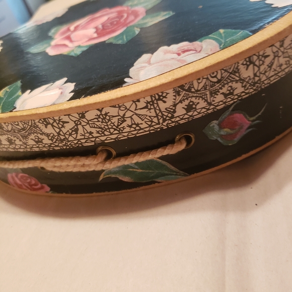 HANDCRAFTED Gift Box Victorian Boot Brooch Sachet Headband Egg Jewelry - Picture 4 of 13